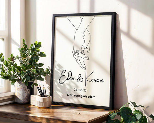 Kişiye Özel Poster – İsim, Tarih ve Sözlü Minimal Çift Çizimi – Baskılı & Çerçeveli Duvar Dekoru
